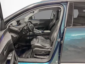 Peugeot 5008 2018 Vert