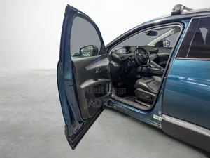 Peugeot 5008 2018 Vert