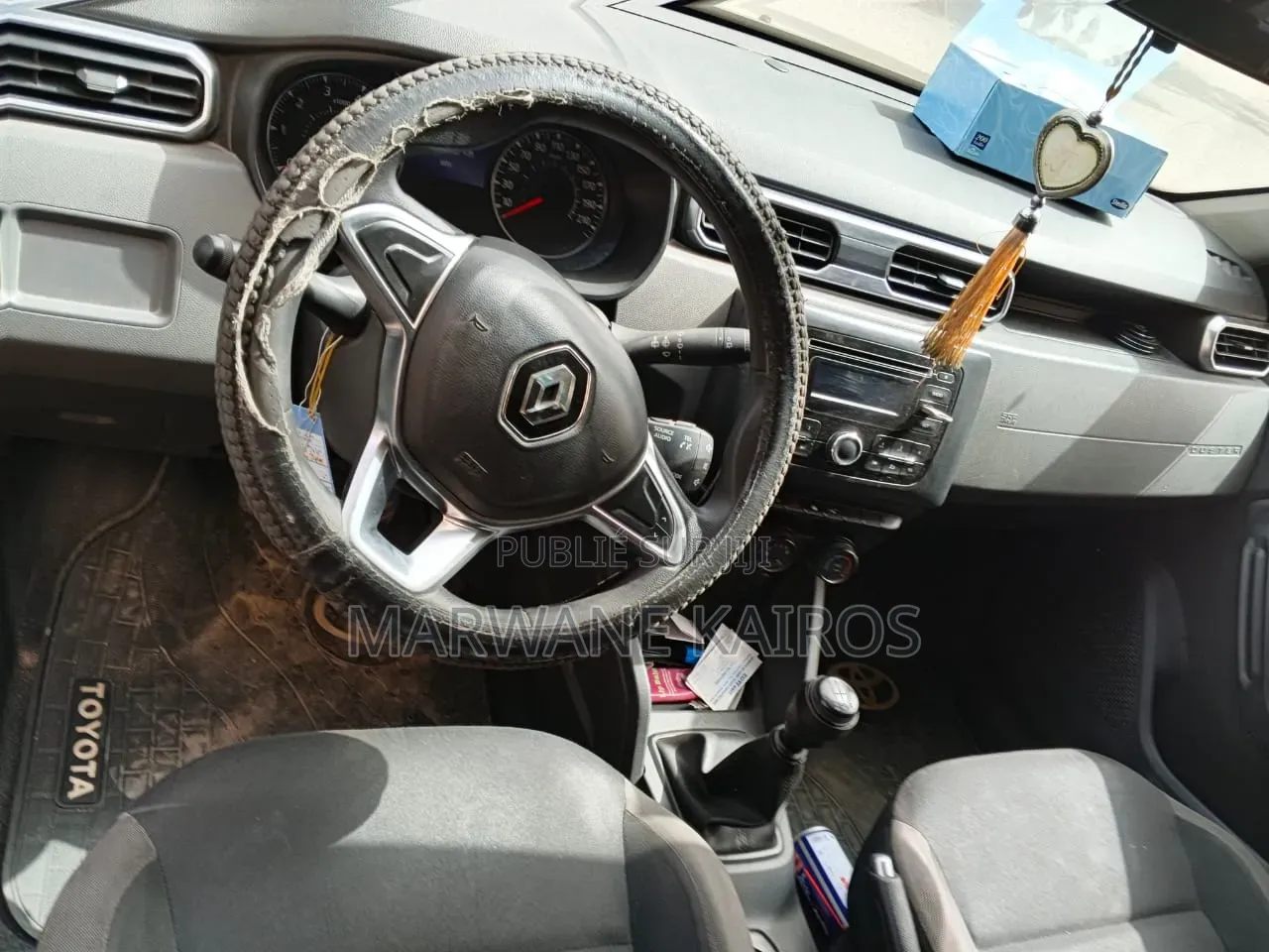Renault Duster 2022 Beige
