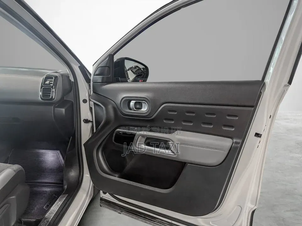 Citroen C5 2021 Blanc cassé