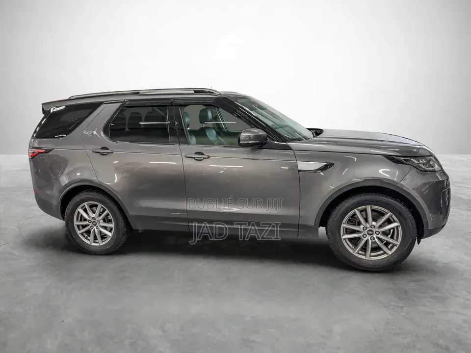 Land Rover Discovery 2017 Gris