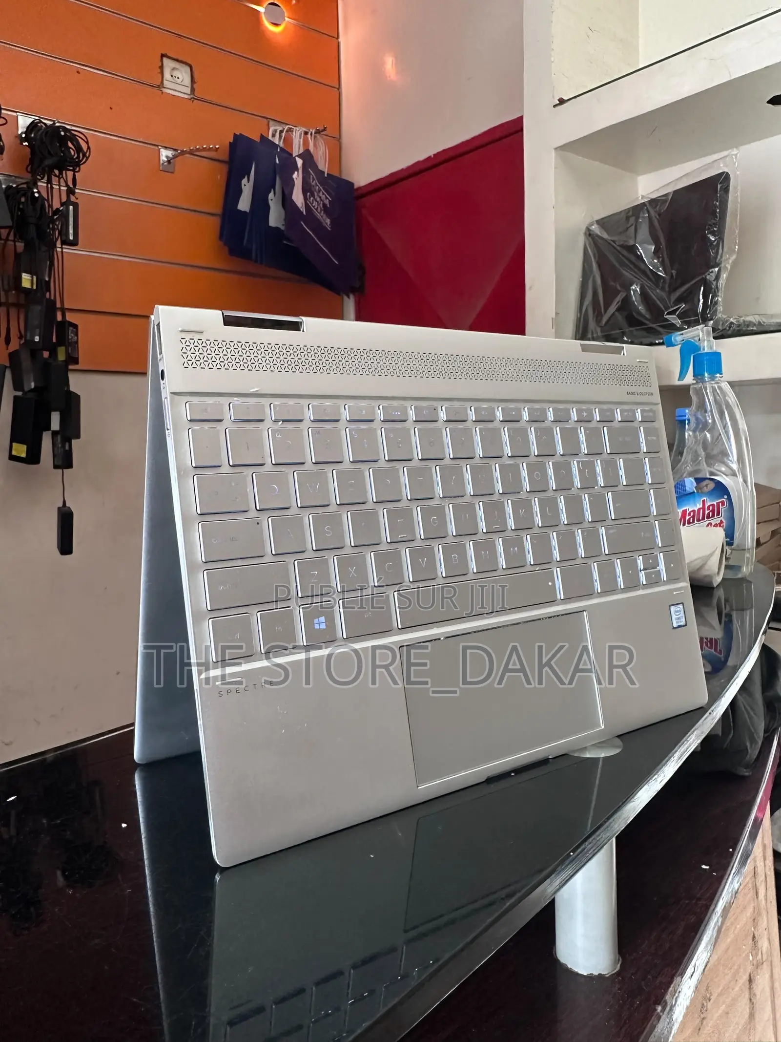 Nouveau HP Spectre X360 16GB Intel Core i7 SSD 256GB