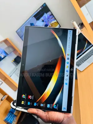 Nouveau HP EliteBook x360 1030 G4 16GB Intel Core i5 SSD 512GB