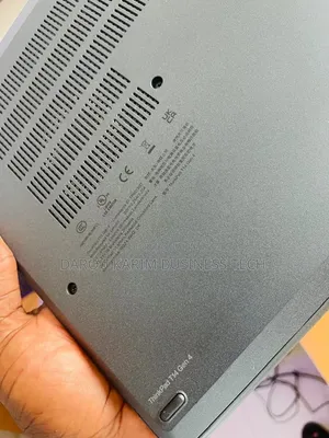 Nouveau Lenovo ThinkPad T14 G4 16GB Intel Core i5 SSD 512GB