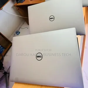 Nouveau Dell Precision 15 5520 16GB Intel Core i7 SSD 512GB