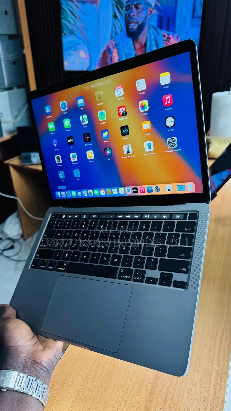 Nouveau Apple MacBook Pro 2020 16GB Intel Core i5 SSD 512GB