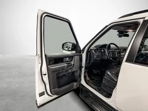 Land Rover Discovery 2016 Blanc cassé