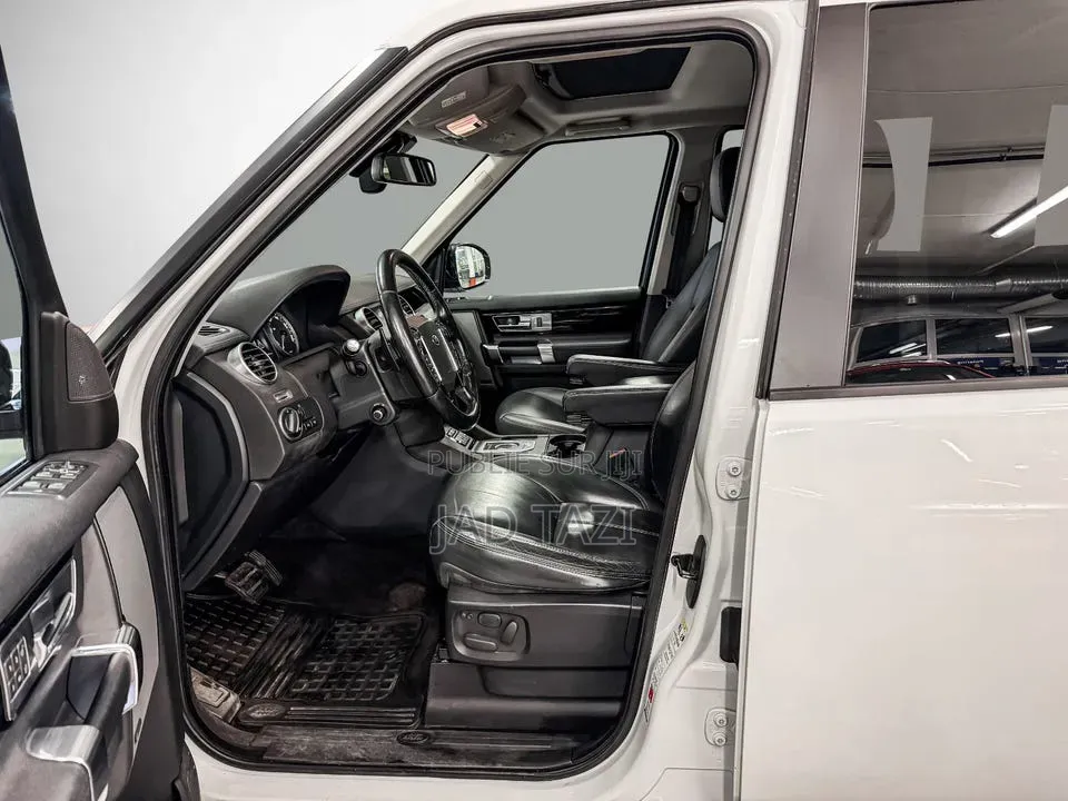 Land Rover Discovery 2016 Blanc cassé