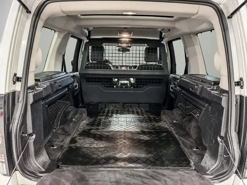 Land Rover Discovery 2016 Blanc cassé