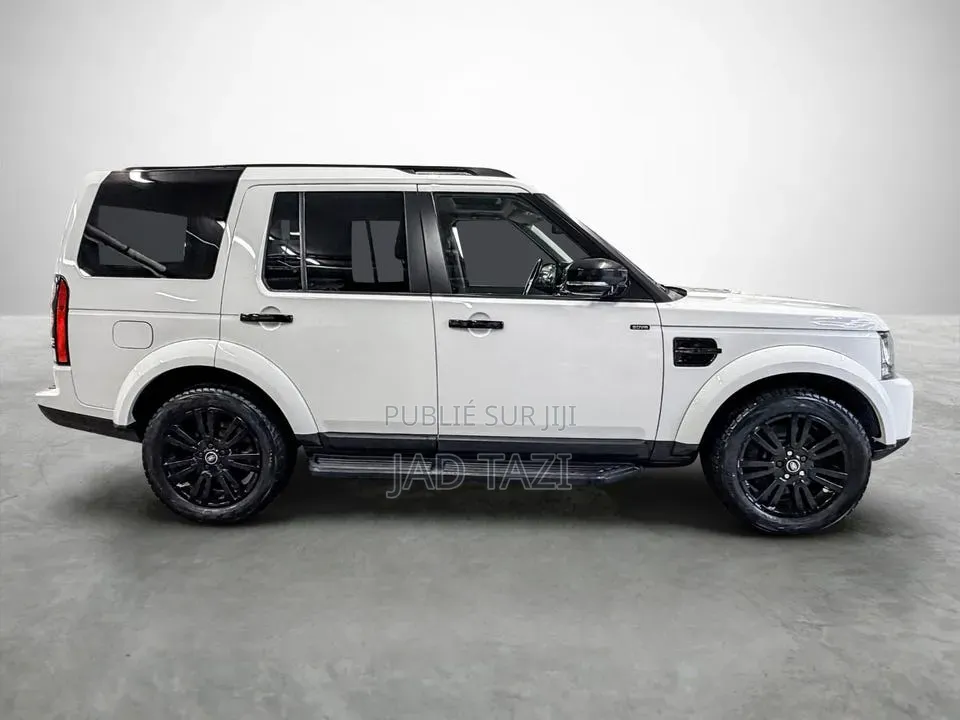 Land Rover Discovery 2016 Blanc cassé