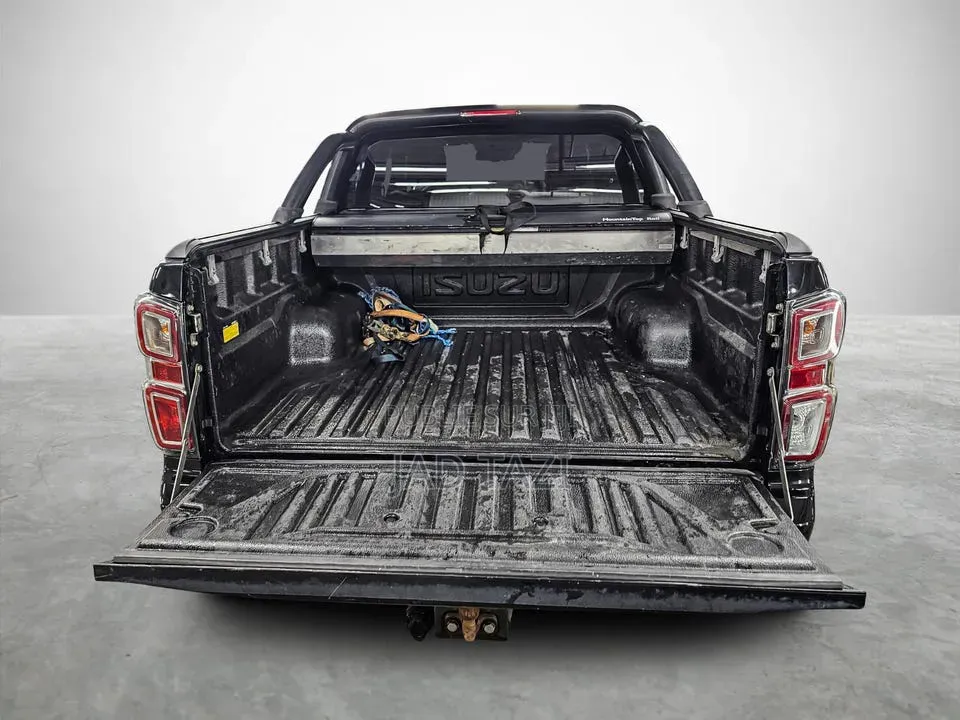 Isuzu D-MAX 2021 Noir