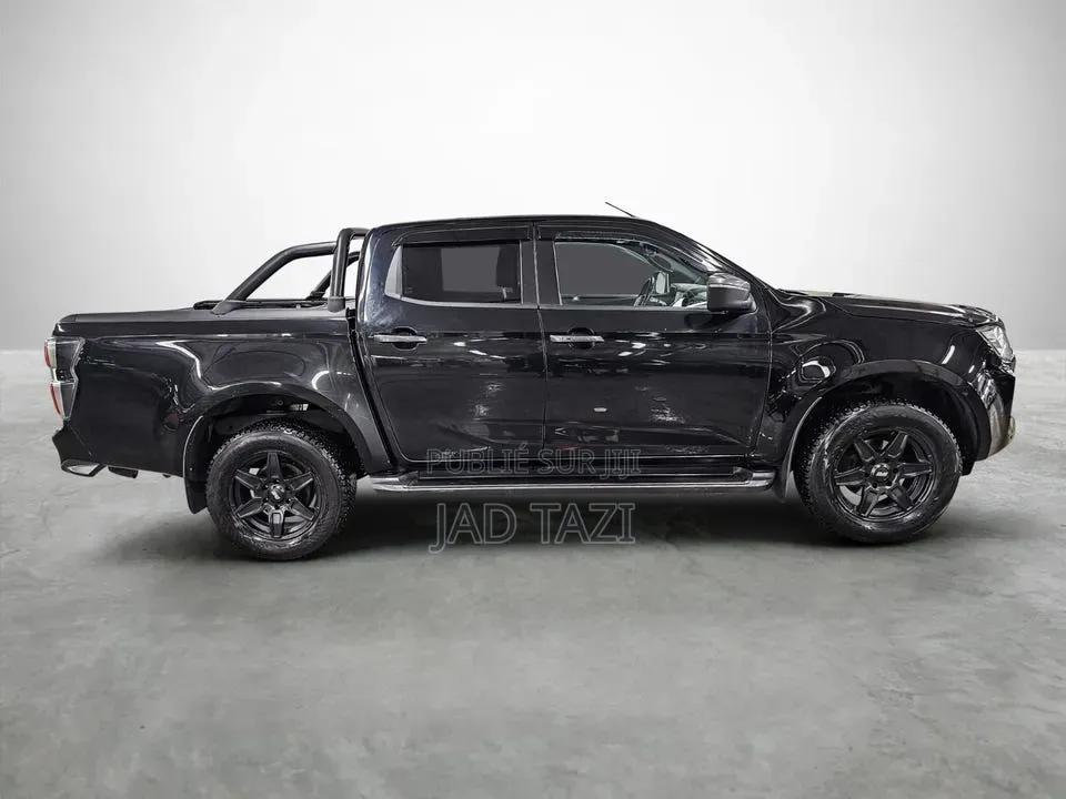 Isuzu D-MAX 2021 Noir