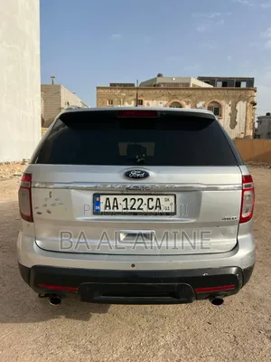 Ford Explorer 2013 Gris