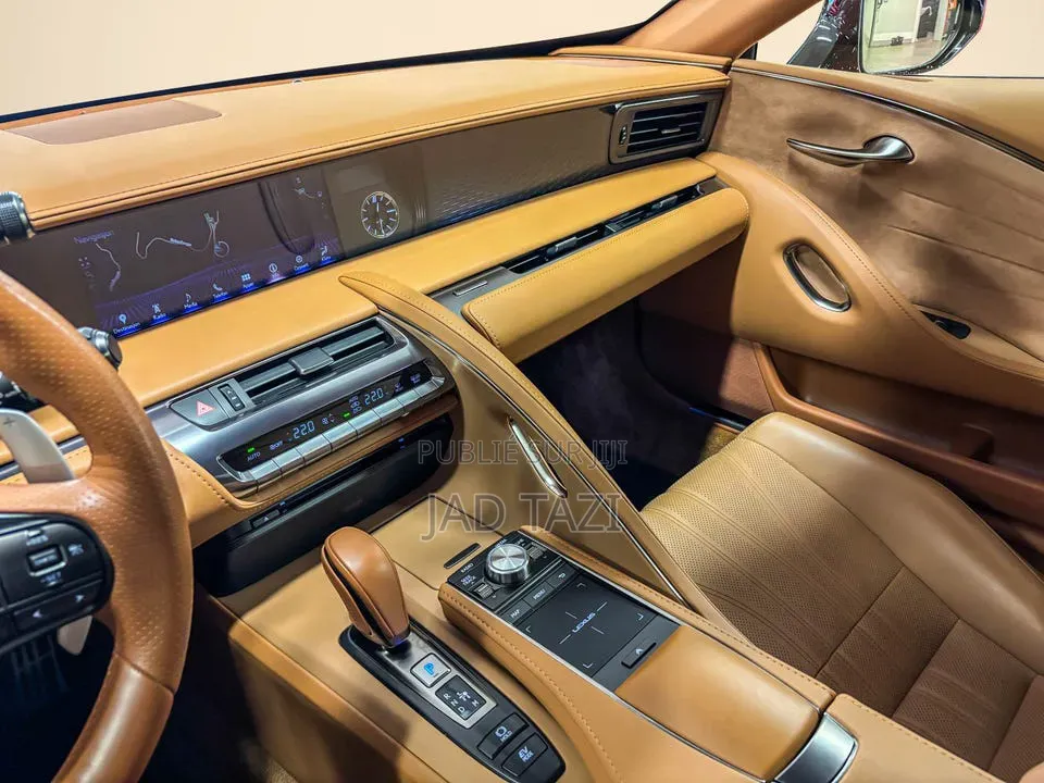 Lexus LC 2018 Rouge