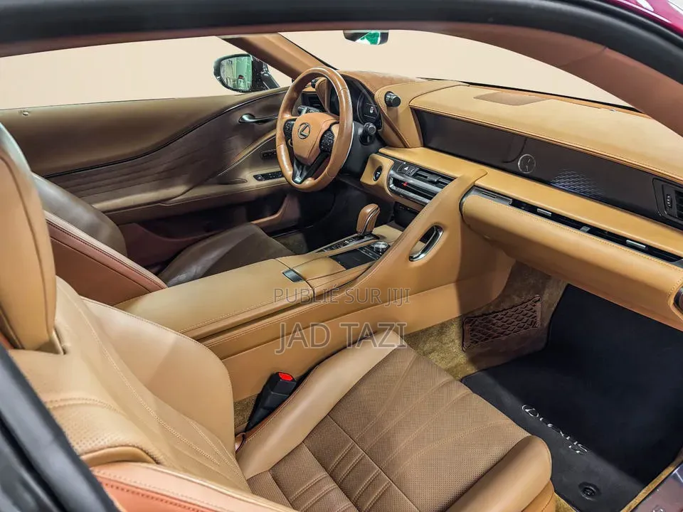 Lexus LC 2018 Rouge