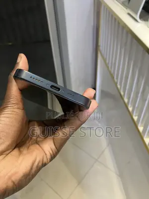 Apple iPhone 16e 128 GB Noir