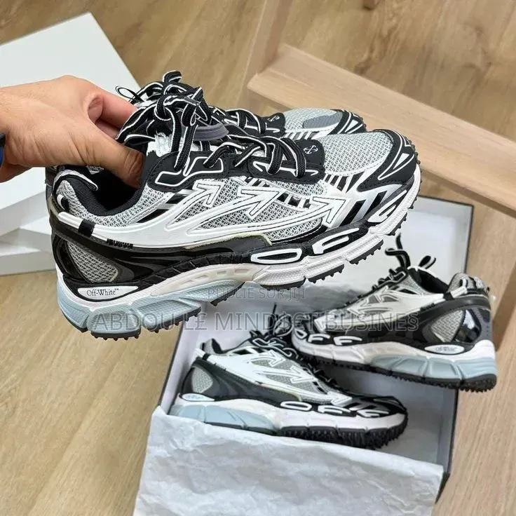 Shoes Basket Off-White Disponible