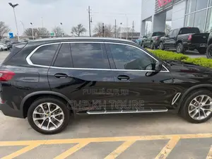BMW X5 xDrive40i AWD 2019 Noir