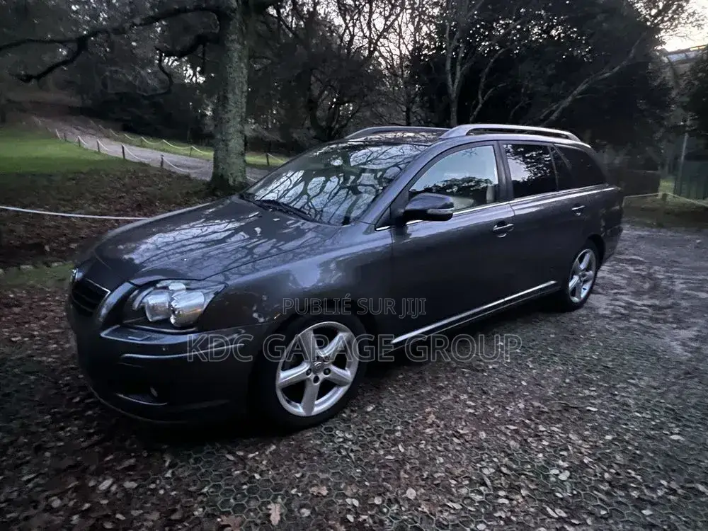 Toyota Avensis 2007 Noir