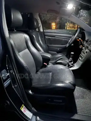 Toyota Avensis 2007 Noir