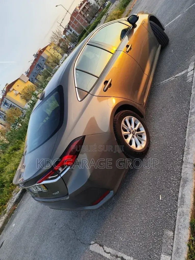 Toyota Corolla 2019 Gris