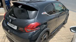 Peugeot 208 2013 Noir