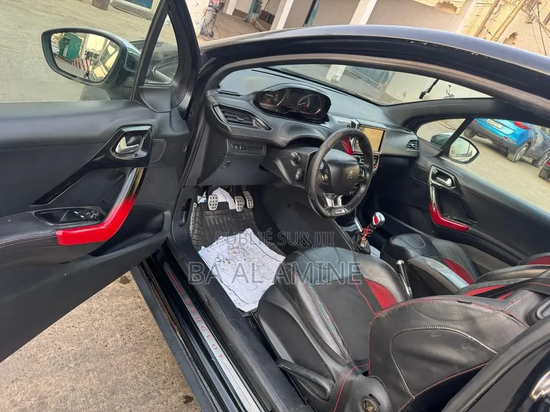 Peugeot 208 2013 Noir