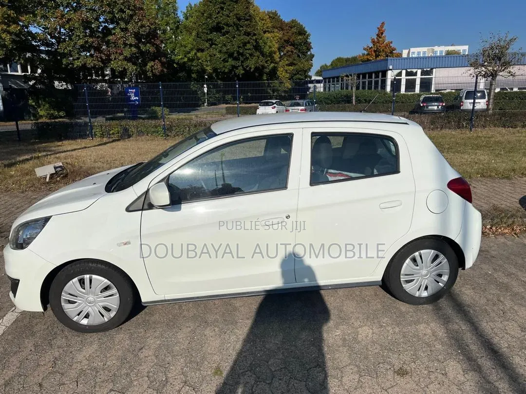 Mitsubishi Spacestar 2019 Blanc