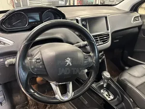 Peugeot 2008 2018 Gris