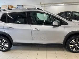 Peugeot 2008 2018 Gris