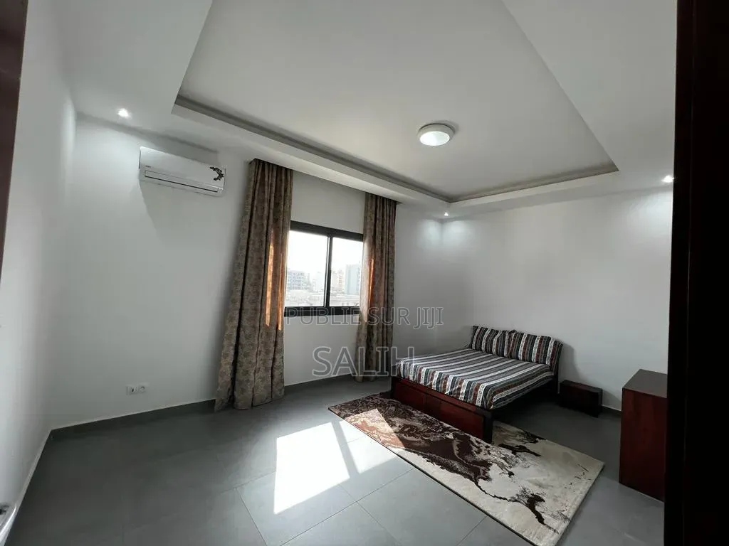 Meublé 3chbre Appartement dans Salih-Immo Et, Fann-Point E-Amitié
