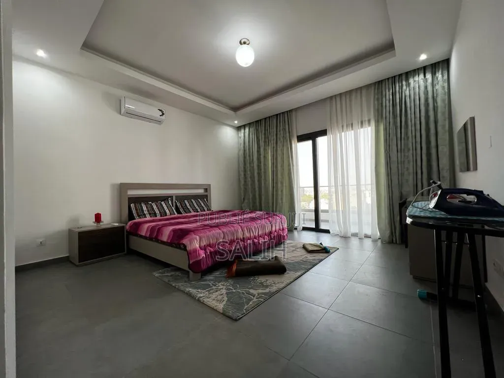 Meublé 3chbre Appartement dans Salih-Immo Et, Fann-Point E-Amitié