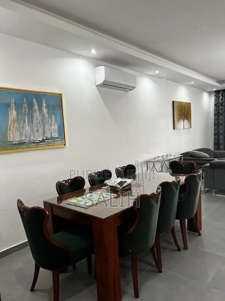 Meublé 3chbre Appartement dans Salih-Immo Et, Fann-Point E-Amitié