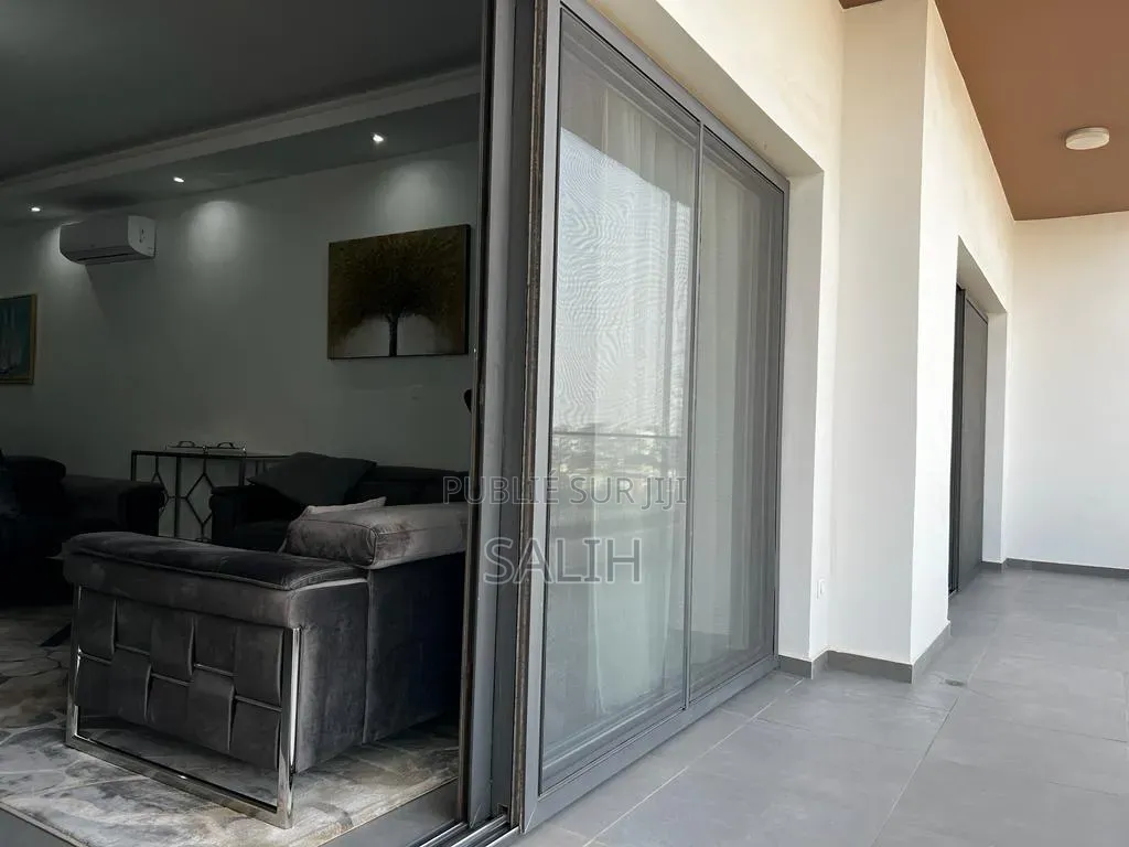 Meublé 3chbre Appartement dans Salih-Immo Et, Fann-Point E-Amitié