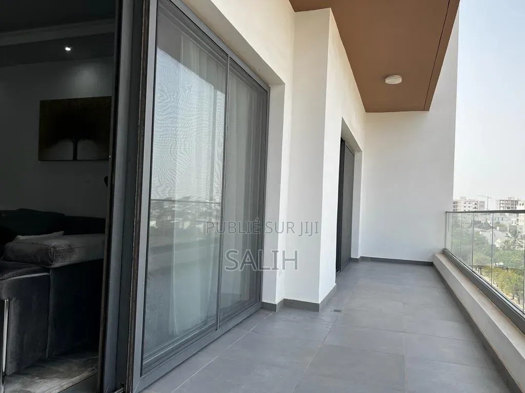 Meublé 3chbre Appartement dans Salih-Immo Et, Fann-Point E-Amitié