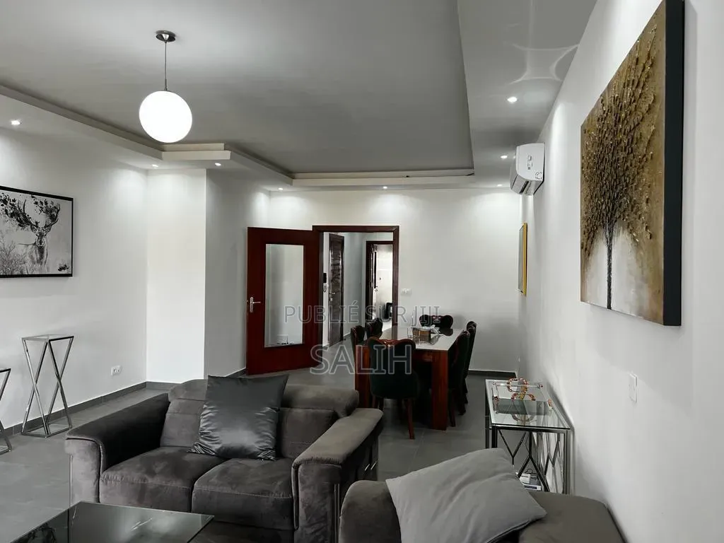Meublé 3chbre Appartement dans Salih-Immo Et, Fann-Point E-Amitié
