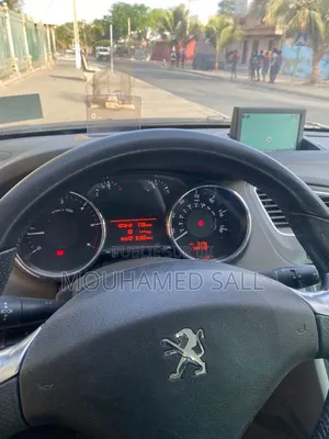 Peugeot 5008 2016 Gris