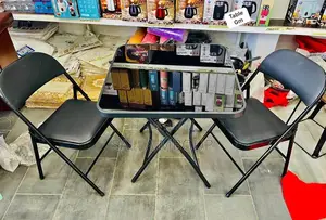 Table À Manger Avec Deux Chaises