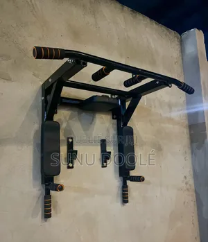 Barre Murale Traction Musculaire