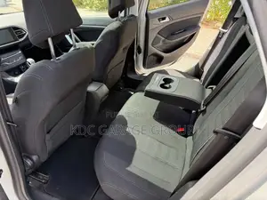 Peugeot 308 2017 Gris