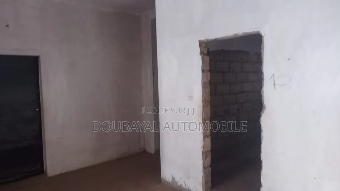 3chbre Villa dans Mbour Mor Lam, Thiès Sud à Vendre