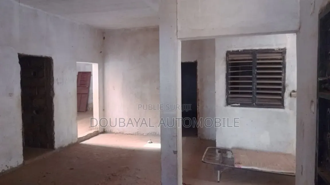 3chbre Villa dans Mbour Mor Lam, Thiès Sud à Vendre