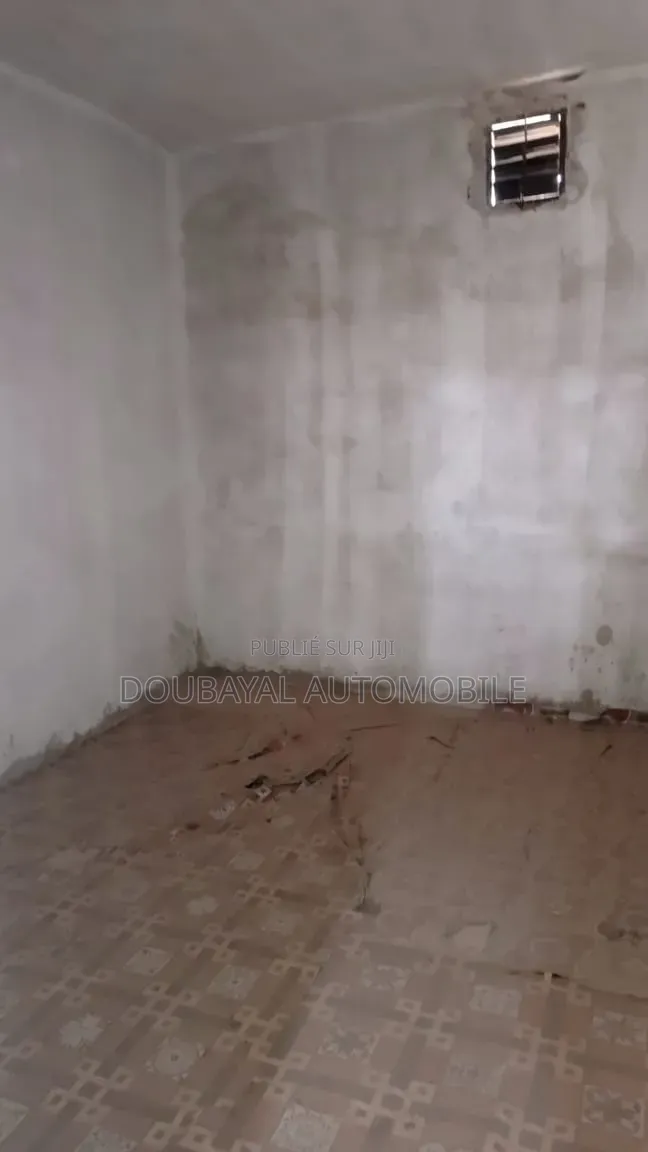 3chbre Villa dans Mbour Mor Lam, Thiès Sud à Vendre