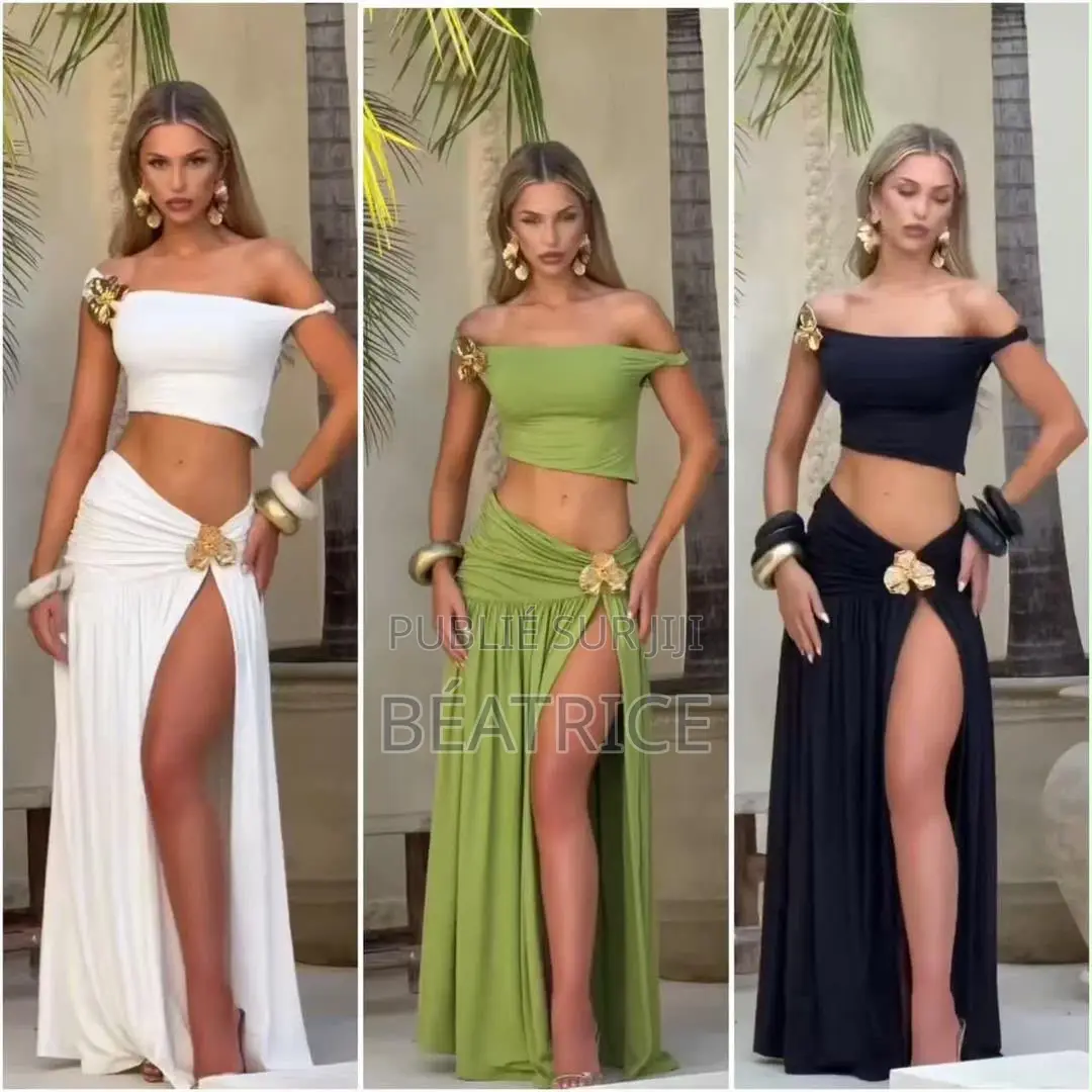 Robe Courte, Joggings Et Jupe Hauts