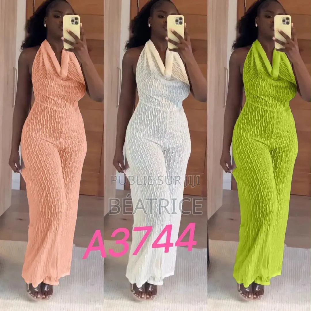 Robe Courte, Joggings Et Jupe Hauts