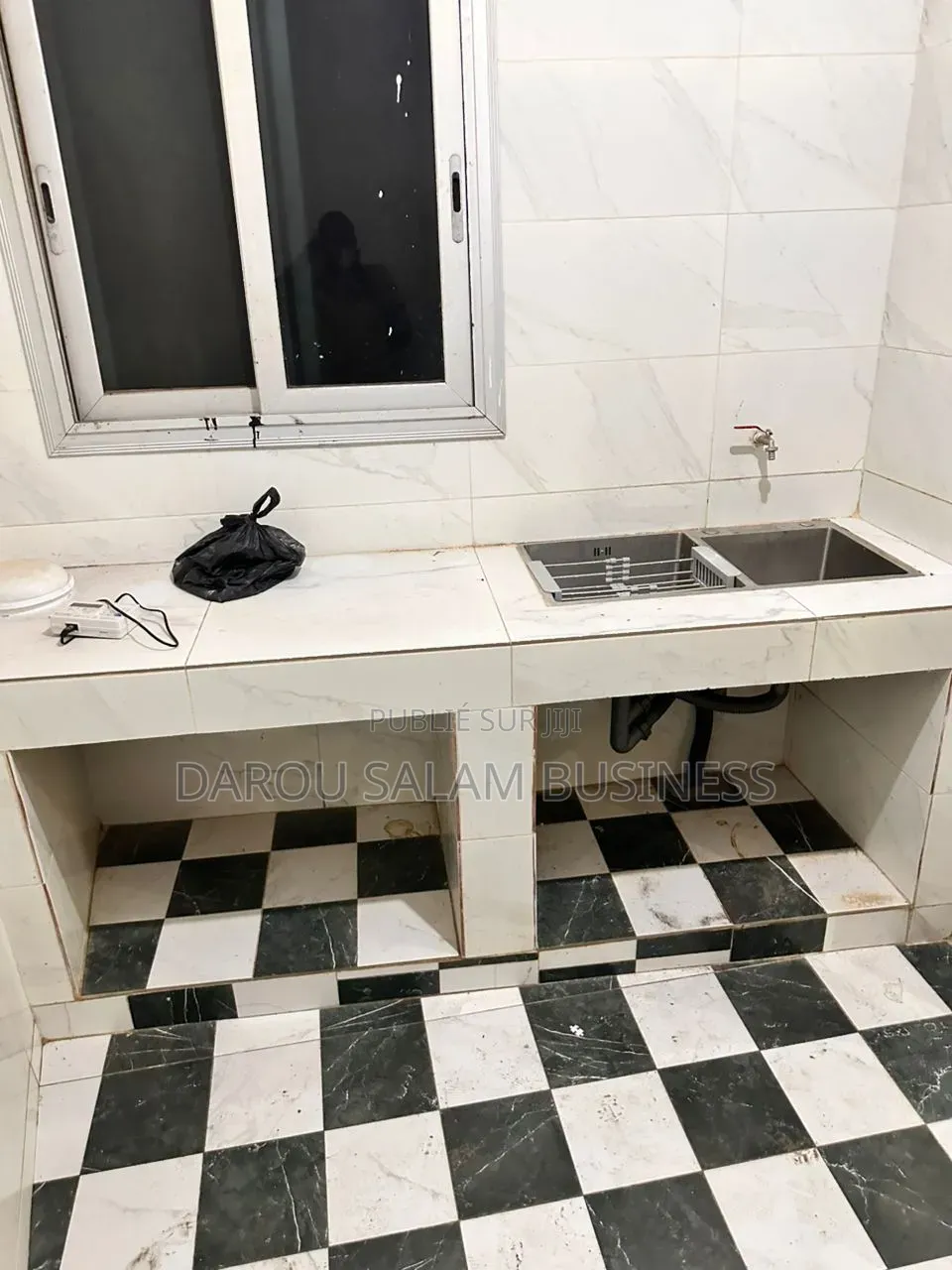 2chbre Appartement dans Ouest Foire, Yoff à Louer