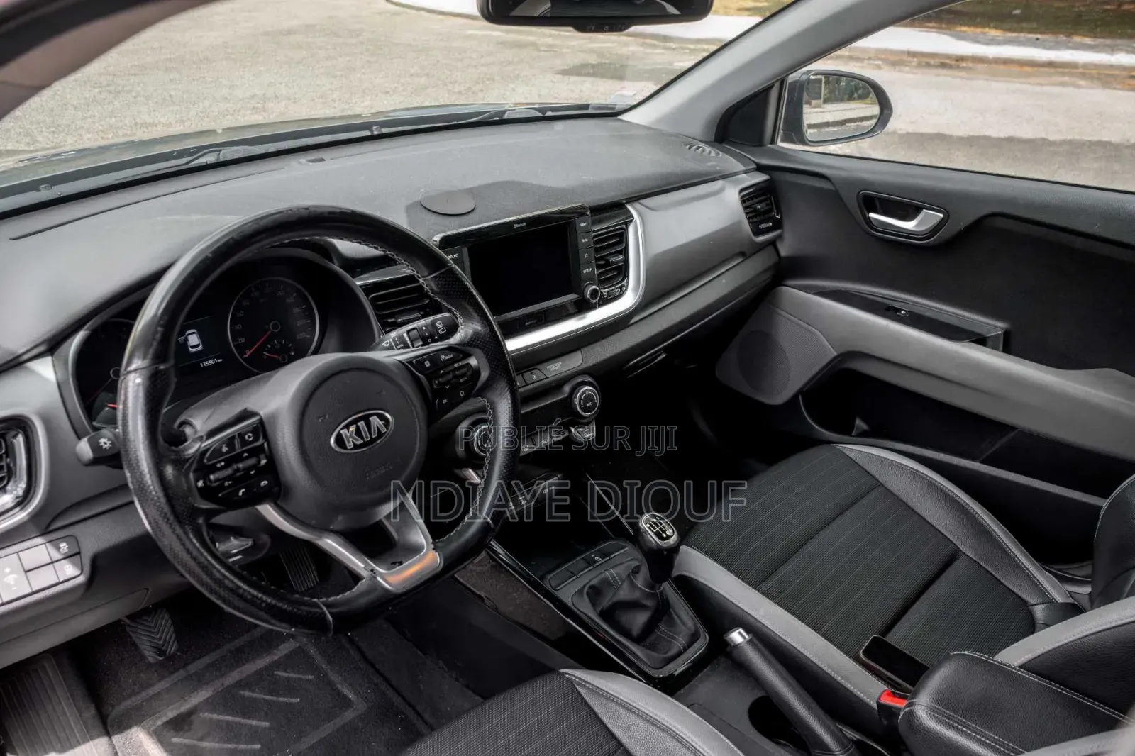 Kia Stonic 2018 Gris