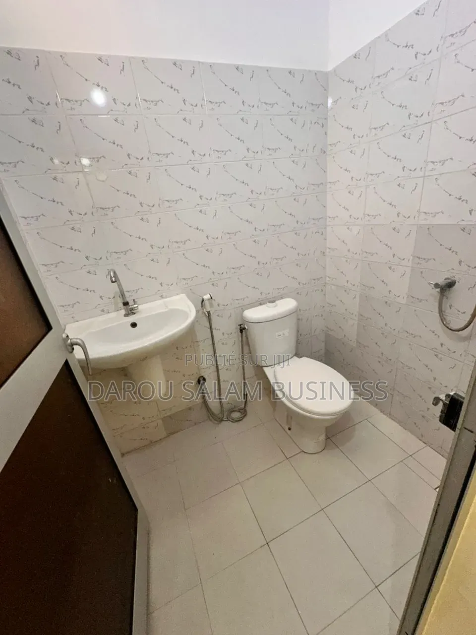 2chbre Appartement dans Grand Yoff à Louer