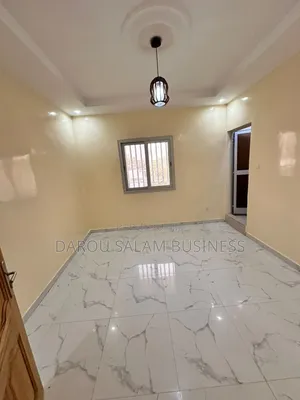 2chbre Appartement dans Grand Yoff à Louer