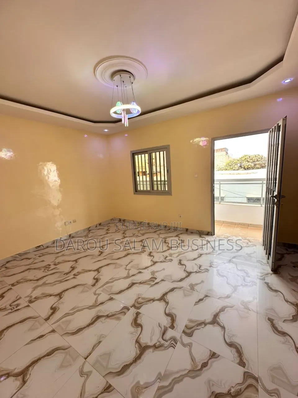 2chbre Appartement dans Grand Yoff à Louer